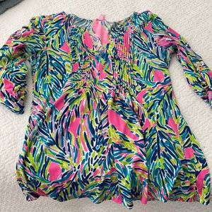 Size small Lilly Pulitzer top